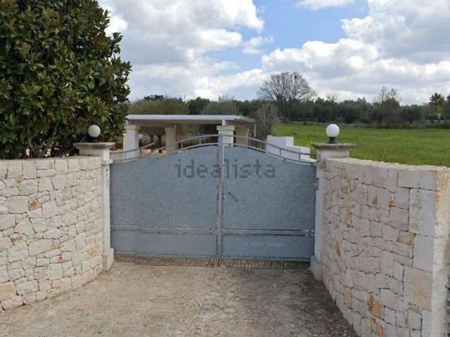 Villetta a schiera in vendita di 682 m² in Strada Petrone, 39