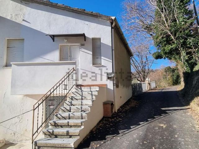 Villetta a schiera in vendita di 68 m² in Via delle Fonti, 86