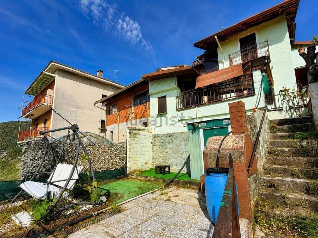 Villetta a schiera in vendita di 70 m² in Frazione Fiorina, 10