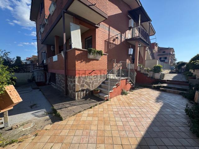 Villetta a schiera in vendita di 70 m² in Via Caiolo, 168