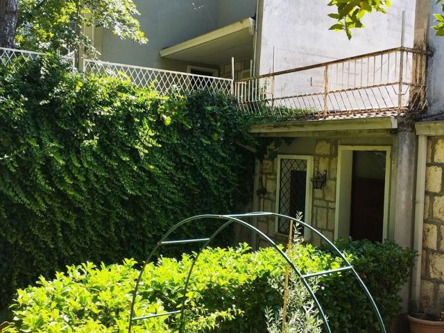 Villetta a schiera in vendita di 70 m² in Via degli Abeti, 4