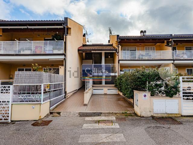 Villetta a schiera in vendita di 70 m² in Via Salorno