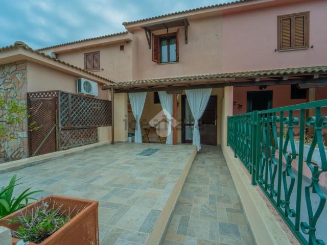 Villetta a schiera in vendita di 71 m² in Vico Isola Piana, 37
