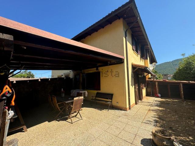 Villetta a schiera in vendita di 77 m² in Via Valle Stanghetta, 33