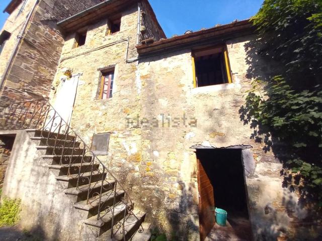 Villetta a schiera in vendita di 77 m² in Via di Ruota