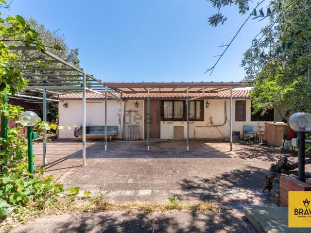 Villetta a schiera in vendita di 77 m² in Via Granada, 13