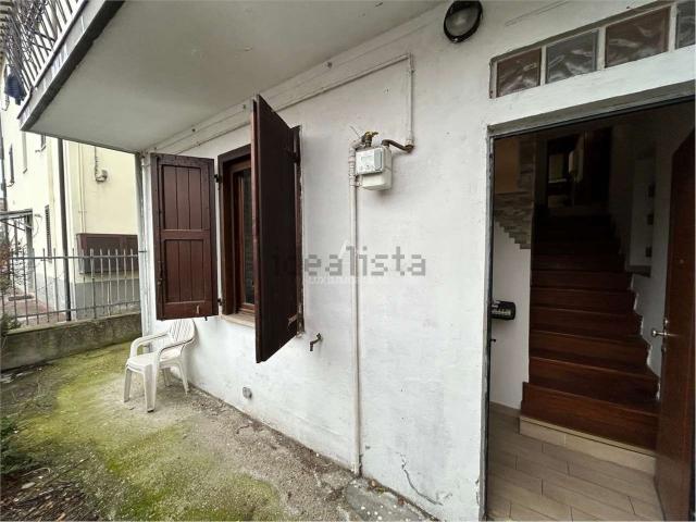 Villetta a schiera in vendita di 77 m² in Via Marzabotto, 42