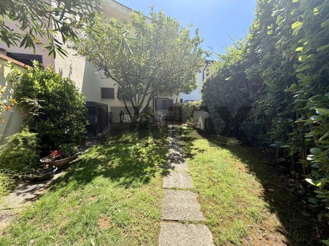 Villetta a schiera in vendita di 74 m² in Viale delle Costellazioni, 21