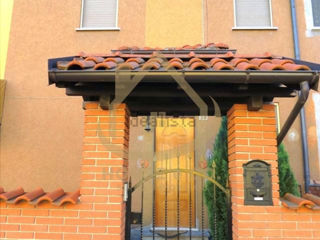 Villetta a schiera in vendita di 75 m² in Via Valletta Fogliano