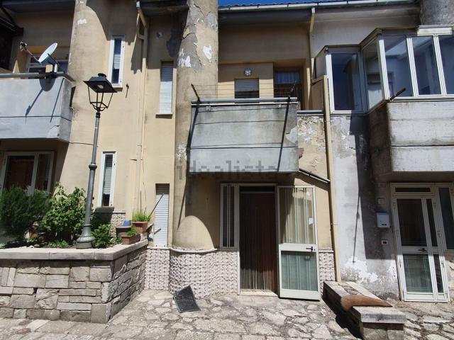 Villetta a schiera in vendita di 76 m² in Via delle Ginestre