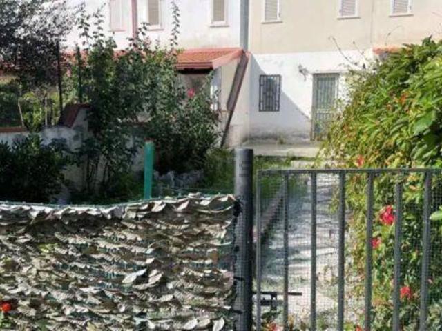 Villetta a schiera in vendita di 78 m² in Via Giuffrida