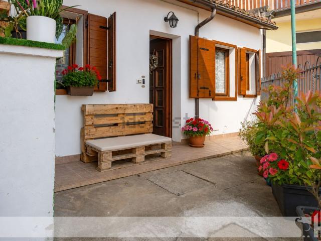 Villetta a schiera in vendita di 78 m² in Via Roma, 34