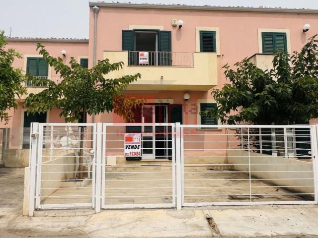 Villetta a schiera in vendita di 80 m² in Via dei Navigatori