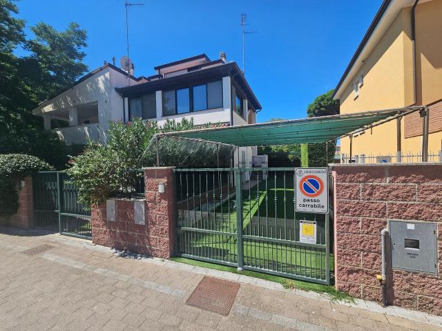 Villetta a schiera in vendita di 80 m² in Viale Ludovico Ariosto, 21