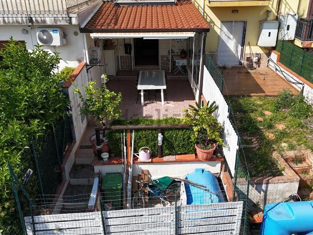 Villetta a schiera in vendita di 82 m² in Via Giovanni Giubileo
