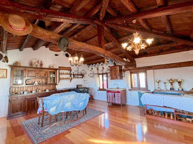 Villetta a schiera in vendita di 84 m² in Via delle Cesure