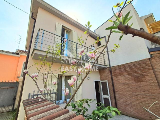 Villetta a schiera in vendita di 85 m² in Via 7 Dormienti, 4