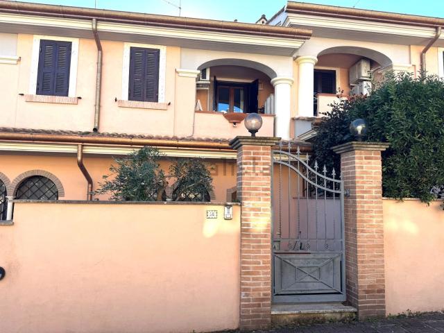 Villetta a schiera in vendita di 85 m² in Via Verona