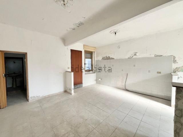 Villetta a schiera in vendita di 85 m² in Via Arturo Celada, 34
