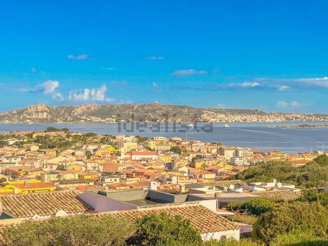 Villetta a schiera in vendita di 85 m² in Via dei Ginepri, 47