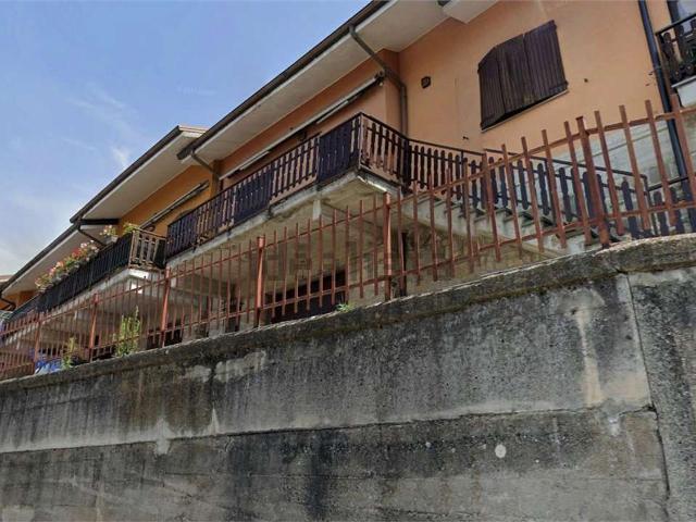 Villetta a schiera in vendita di 85 m² in Via Giardini Sud, 311