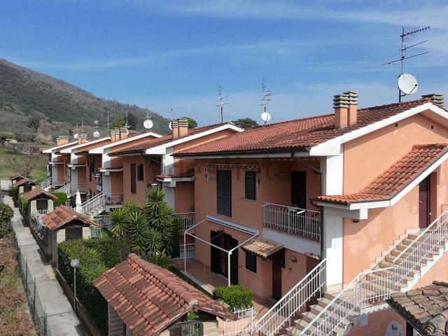 Villetta a schiera in vendita di 85 m² in Via Giuseppe Saragat