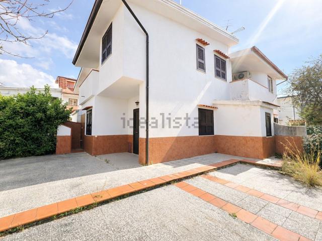 Villetta a schiera in vendita di 85 m² in Via Picasso, 79