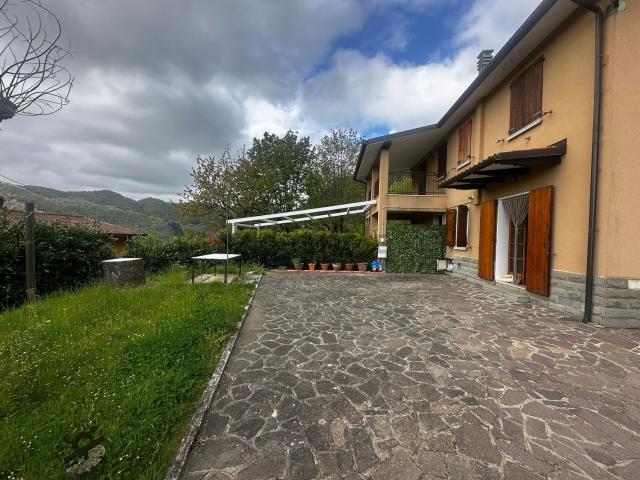 Villetta a schiera in vendita di 88 m² in Via Onda