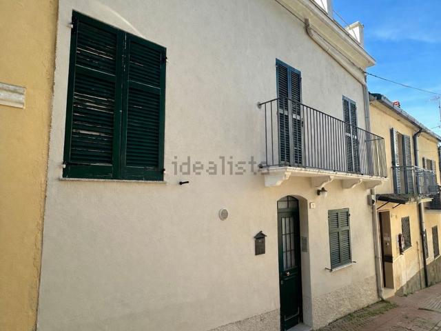Villetta a schiera in vendita di 93 m² in Via Giuseppe Garibaldi, 9