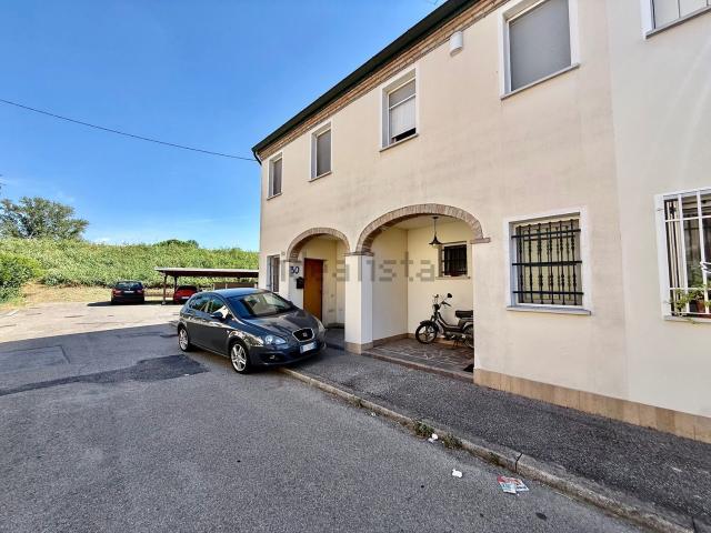 Villetta a schiera in vendita di 93 m² in Via Mirri, 28