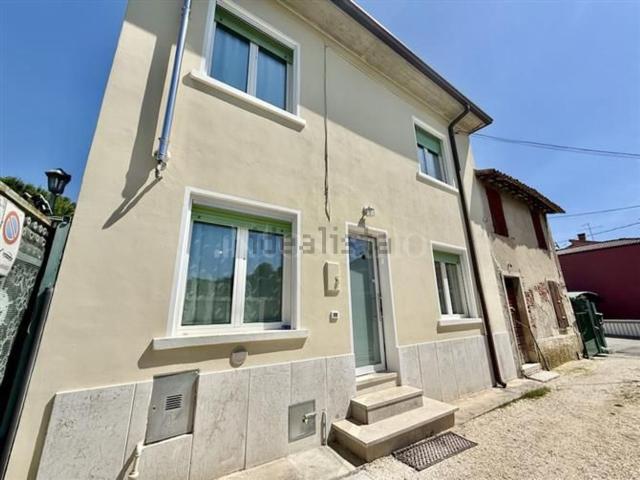 Villetta a schiera in vendita di 90 m² in Borgo Secolo