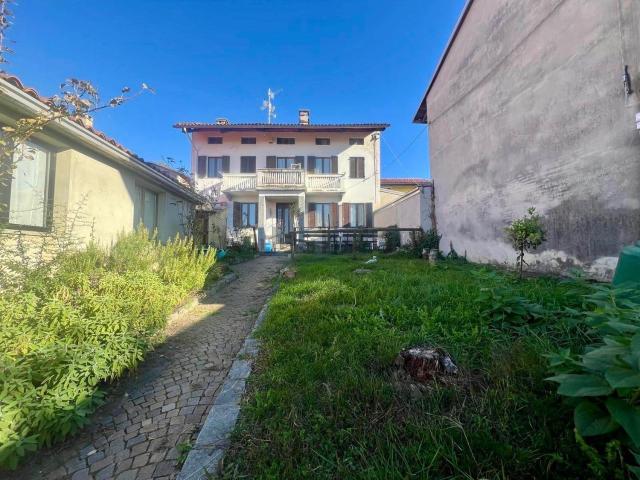 Villetta a schiera in vendita di 90 m² in Strada Barazzetto Vandorno, 104