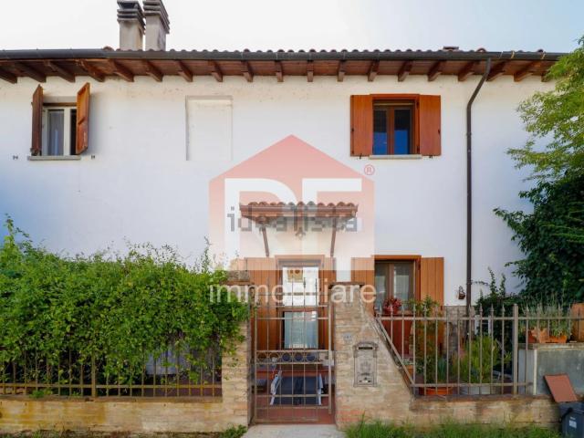 Villetta a schiera in vendita di 90 m² in Via Torriane