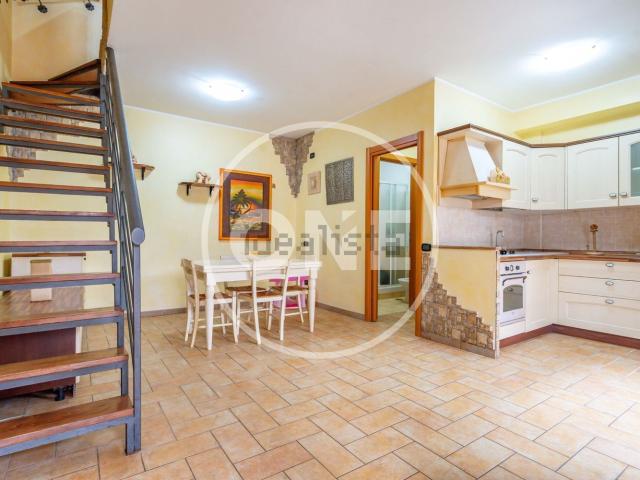 Villetta a schiera in vendita di 90 m² in Via Colle del Piscarello, 19