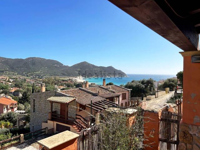Villetta a schiera in vendita di 90 m² in Via dei Garofani, 23