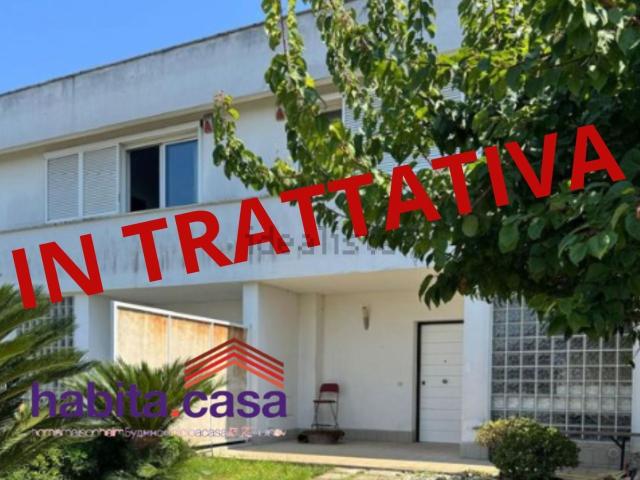 Villetta a schiera in vendita di 90 m² in Via del Triangolo, 8