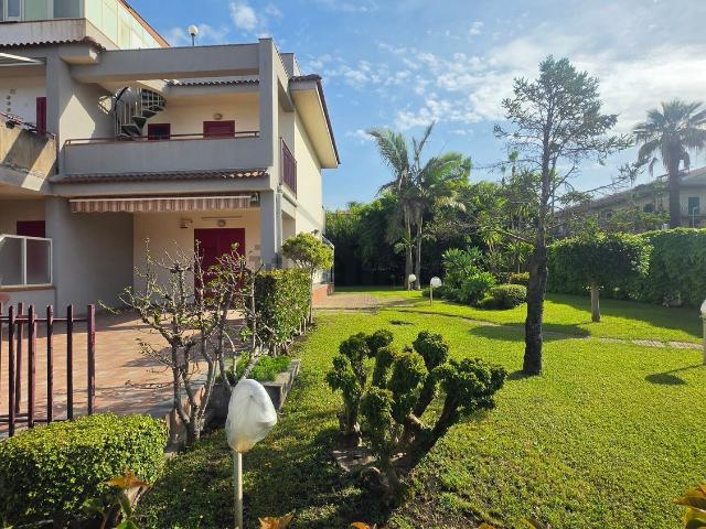 Villetta a schiera in vendita di 90 m² in Via Dottore Carbone Salvatore, 4