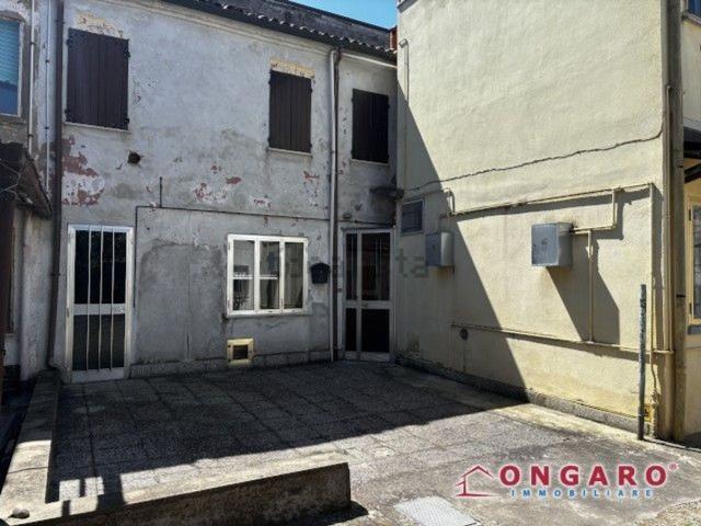 Villetta a schiera in vendita di 90 m² in Via Garibaldi