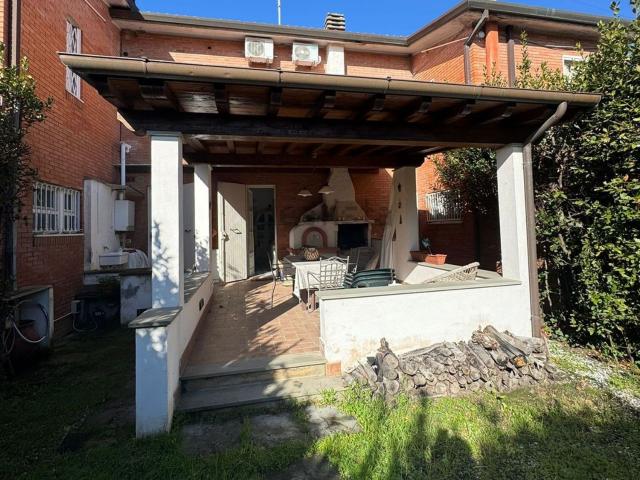 Villetta a schiera in vendita di 90 m² in Via Ludovico Ariosto
