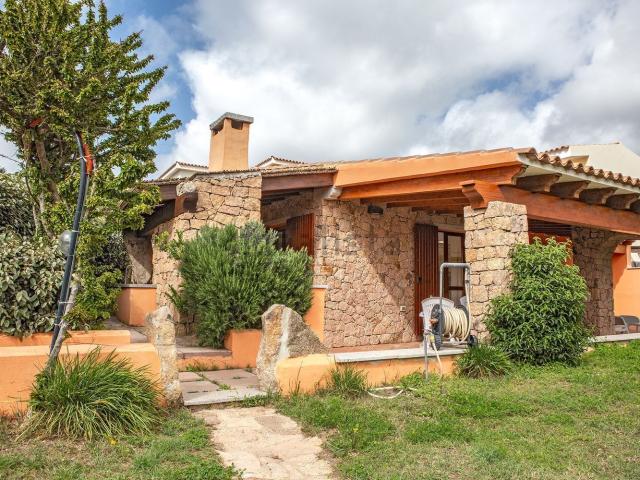 Villetta a schiera in vendita di 90 m² in Via Mannucciu