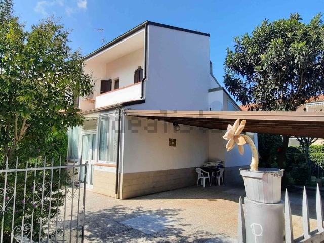 Villetta a schiera in vendita di 90 m² in Via Marte
