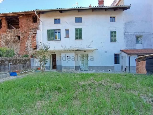 Villetta a schiera in vendita di 90 m² in Via Martiri della Libertà, 57