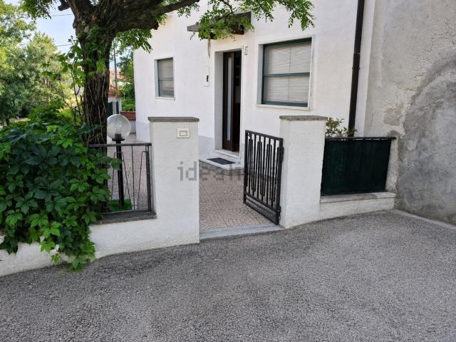 Villetta a schiera in vendita di 90 m² in Via Quercia Tribuzio, 21