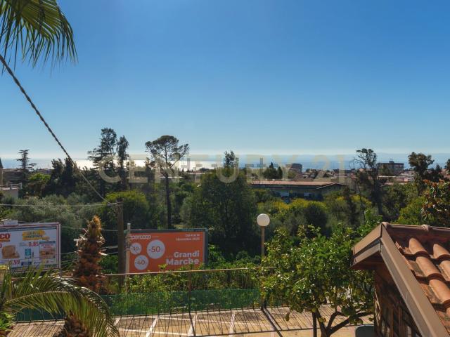 Villetta a schiera in vendita di 90 m² in Via Scala di Betta, 69