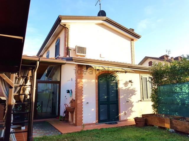 Villetta a schiera in vendita di 90 m²