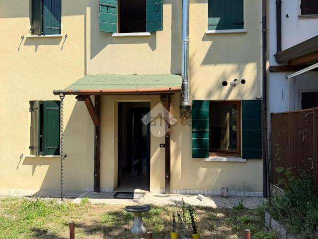 Villetta a schiera in vendita di 91 m² in Via Persico, 100