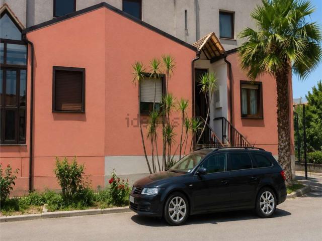 Villetta a schiera in vendita di 94 m² in Piazza Giuseppe Di Vittorio