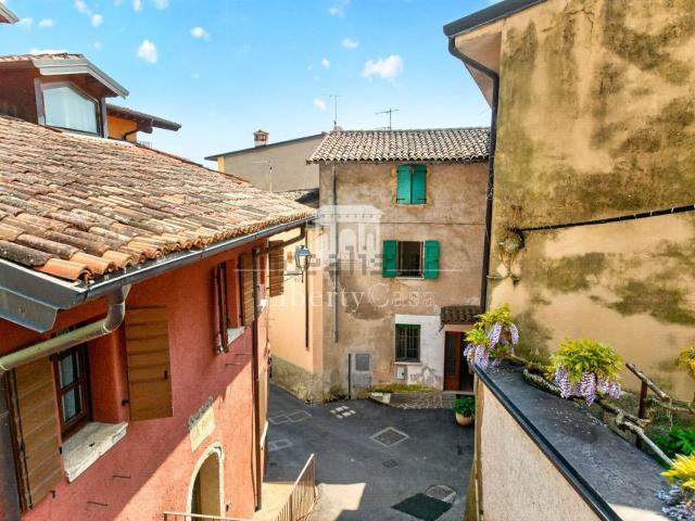 Villetta a schiera in vendita di 94 m² in Via Genova