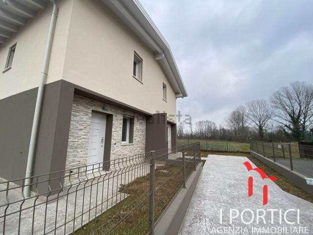 Villetta a schiera in vendita di 95 m² in Via Bazzera