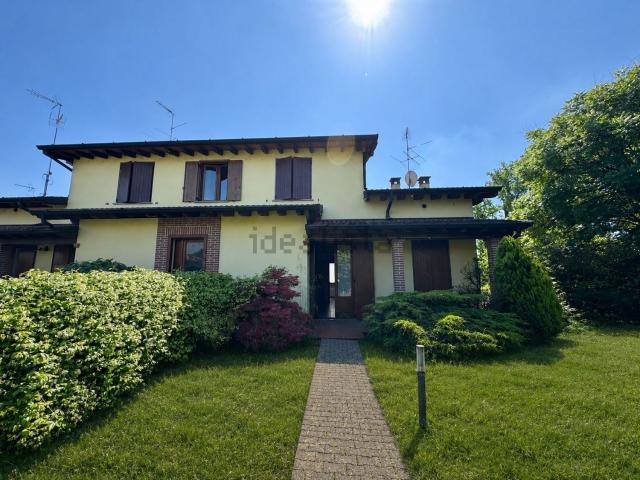 Villetta a schiera in vendita di 95 m² in Via Castello
